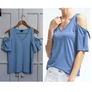 BR Cold Shoulder top